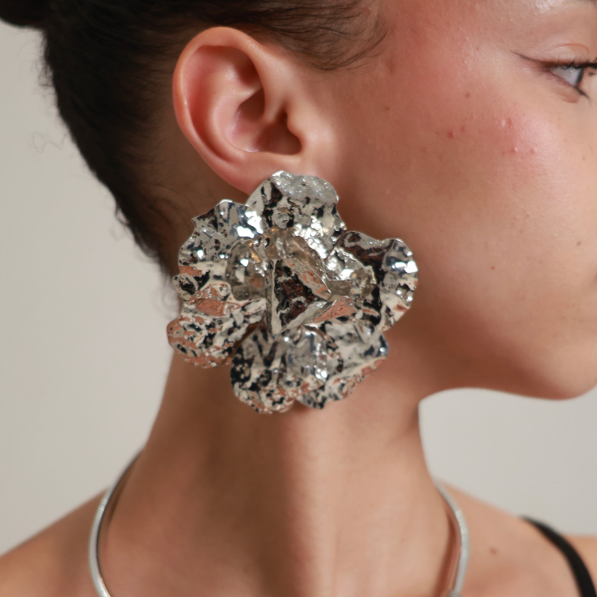 Gleam Flora Earrings in Silver