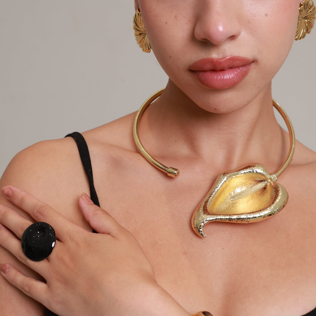 Petal Collar Necklace in Gold